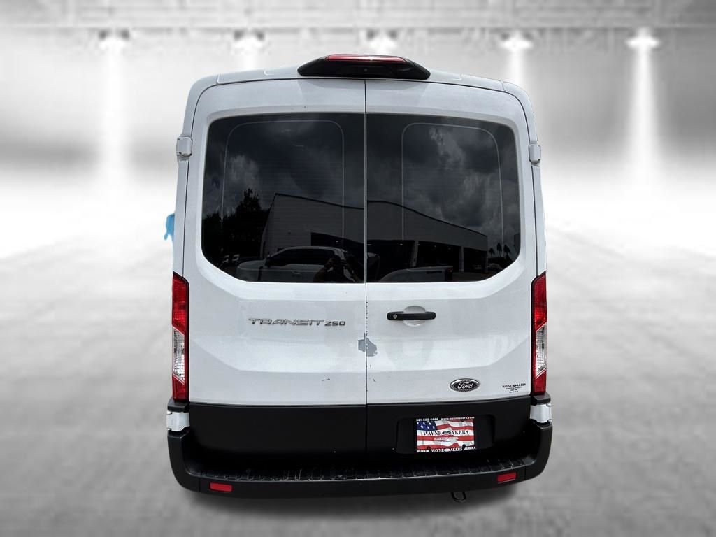 Used 2021 Ford Transit 250 Medium Roof RWD image 5