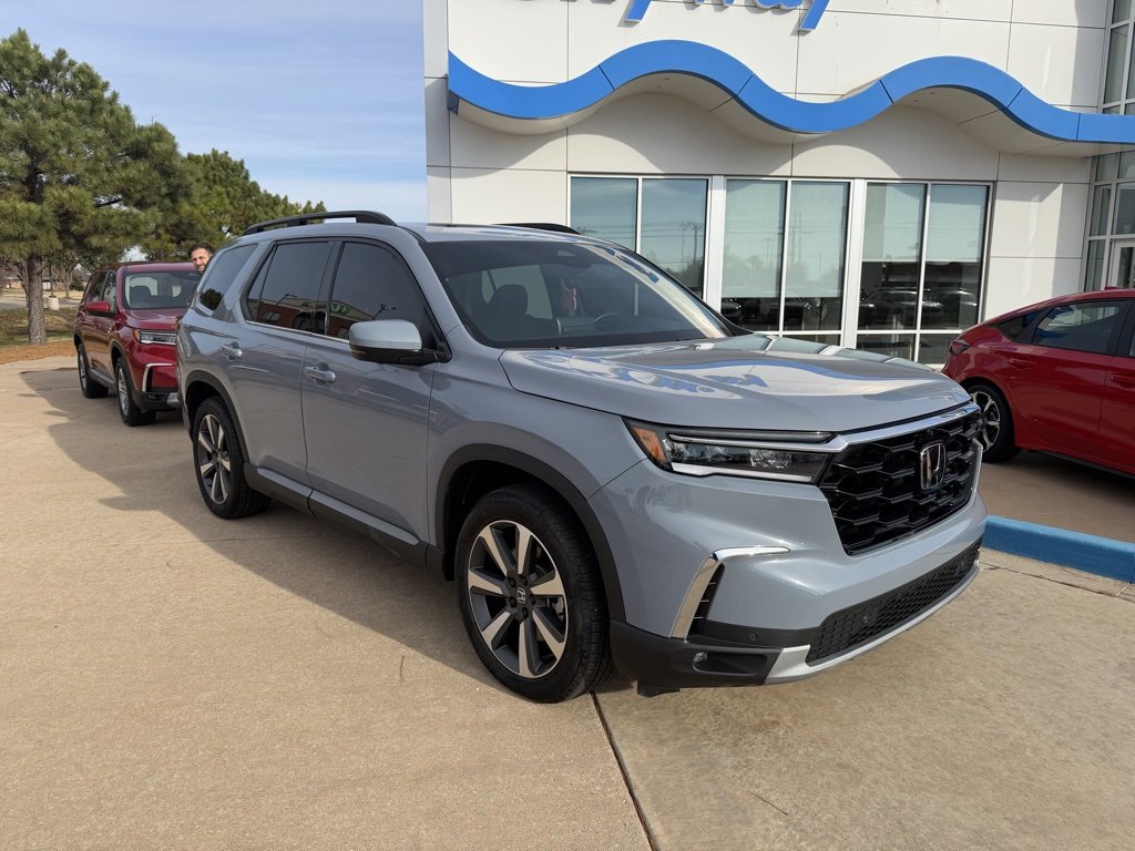 Used 2025 Honda Pilot Elite video 1