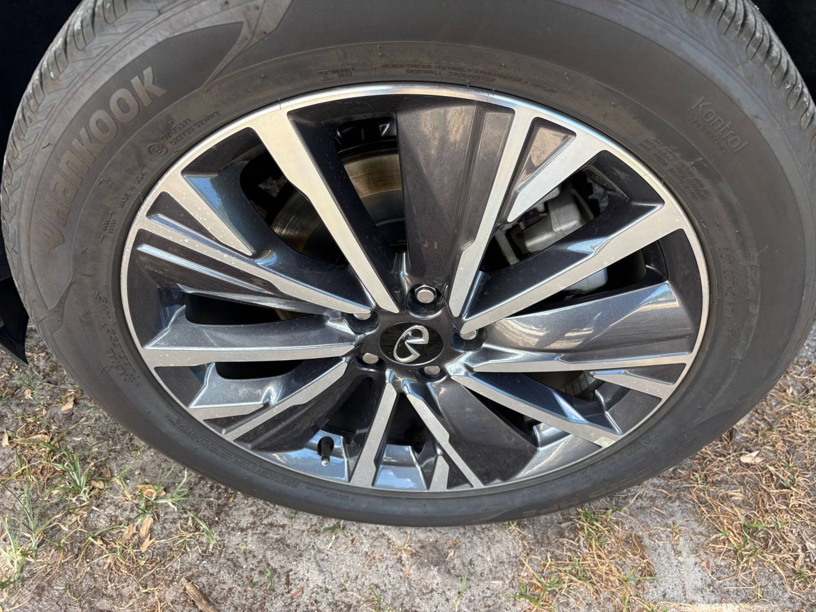 Used 2026 INFINITI QX60 Luxe FWD image 34