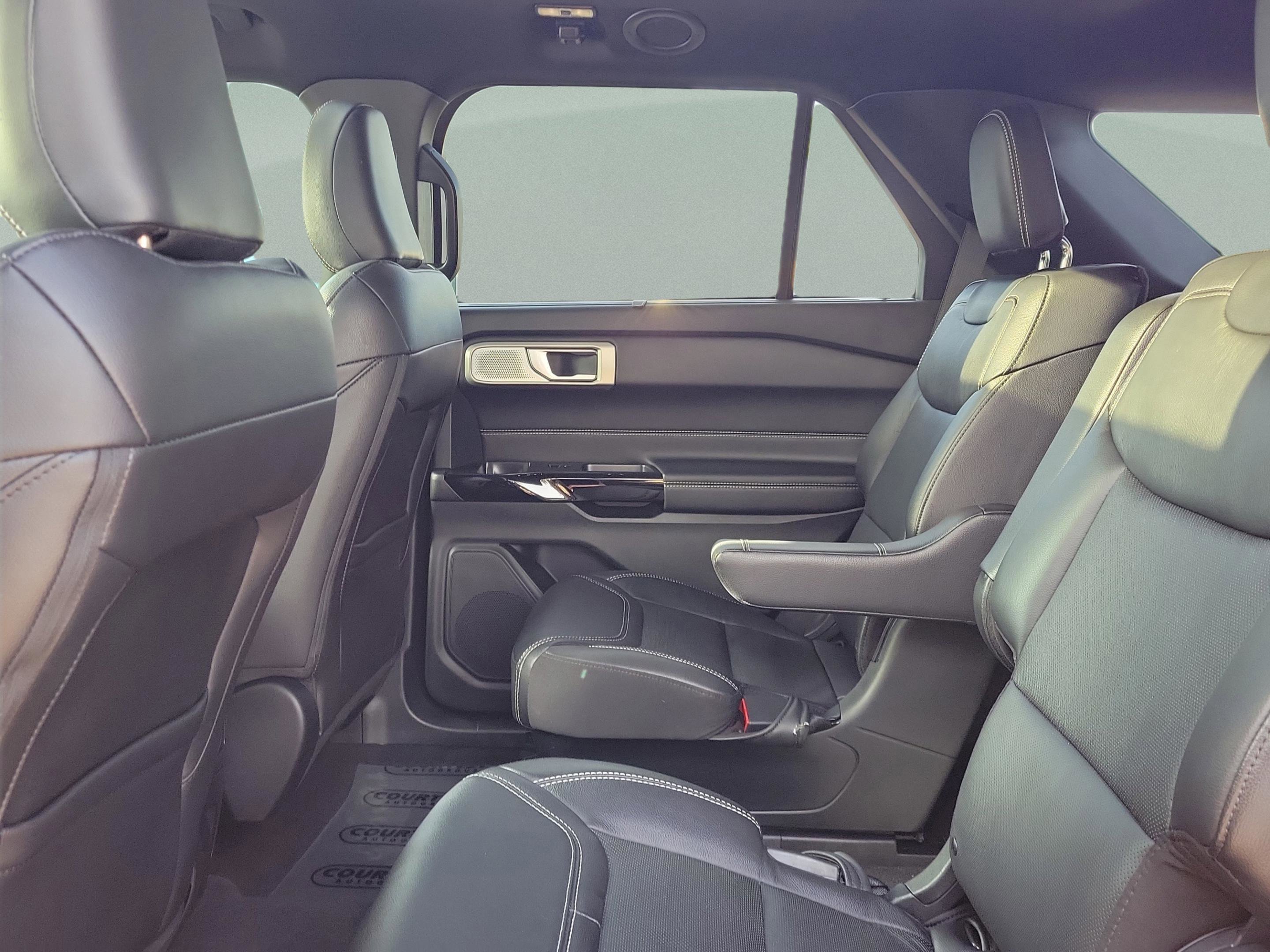 Used 2023 Ford Explorer ST w/ Equipment Group 401A image 13