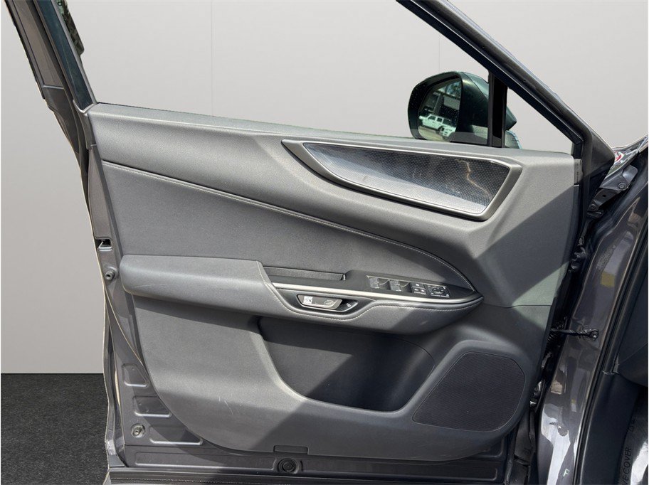 Used 2022 Lexus NX 250 FWD w/ Towing Package (2000 Lbs) image 19