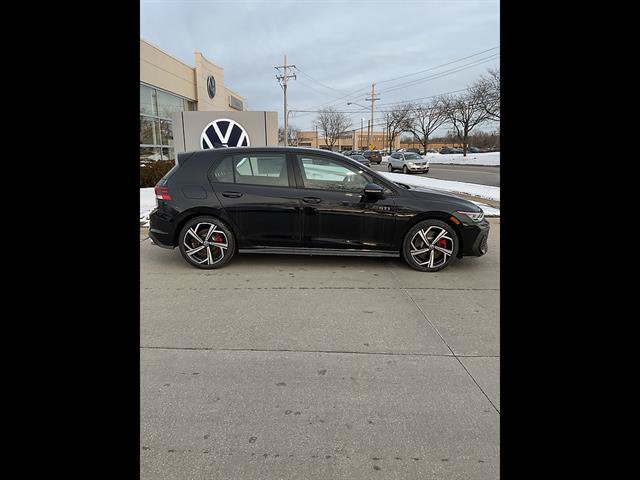 New 2026 Volkswagen GTI SE FWD image 3