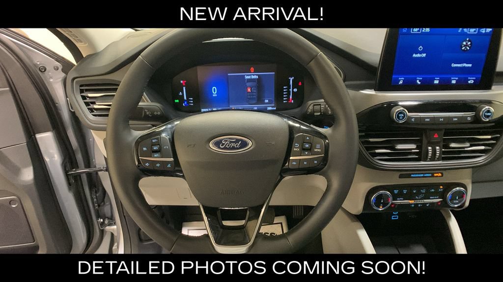 Used 2023 Ford Escape Active AWD/4WD image 29