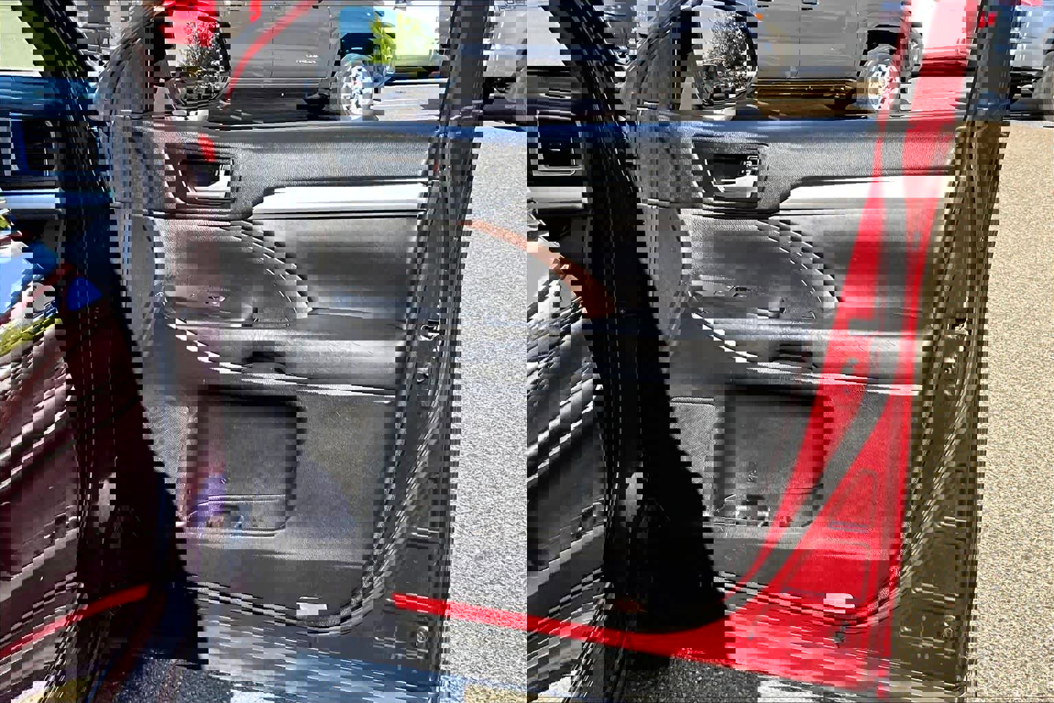 Used 2018 Toyota Highlander XLE image 22