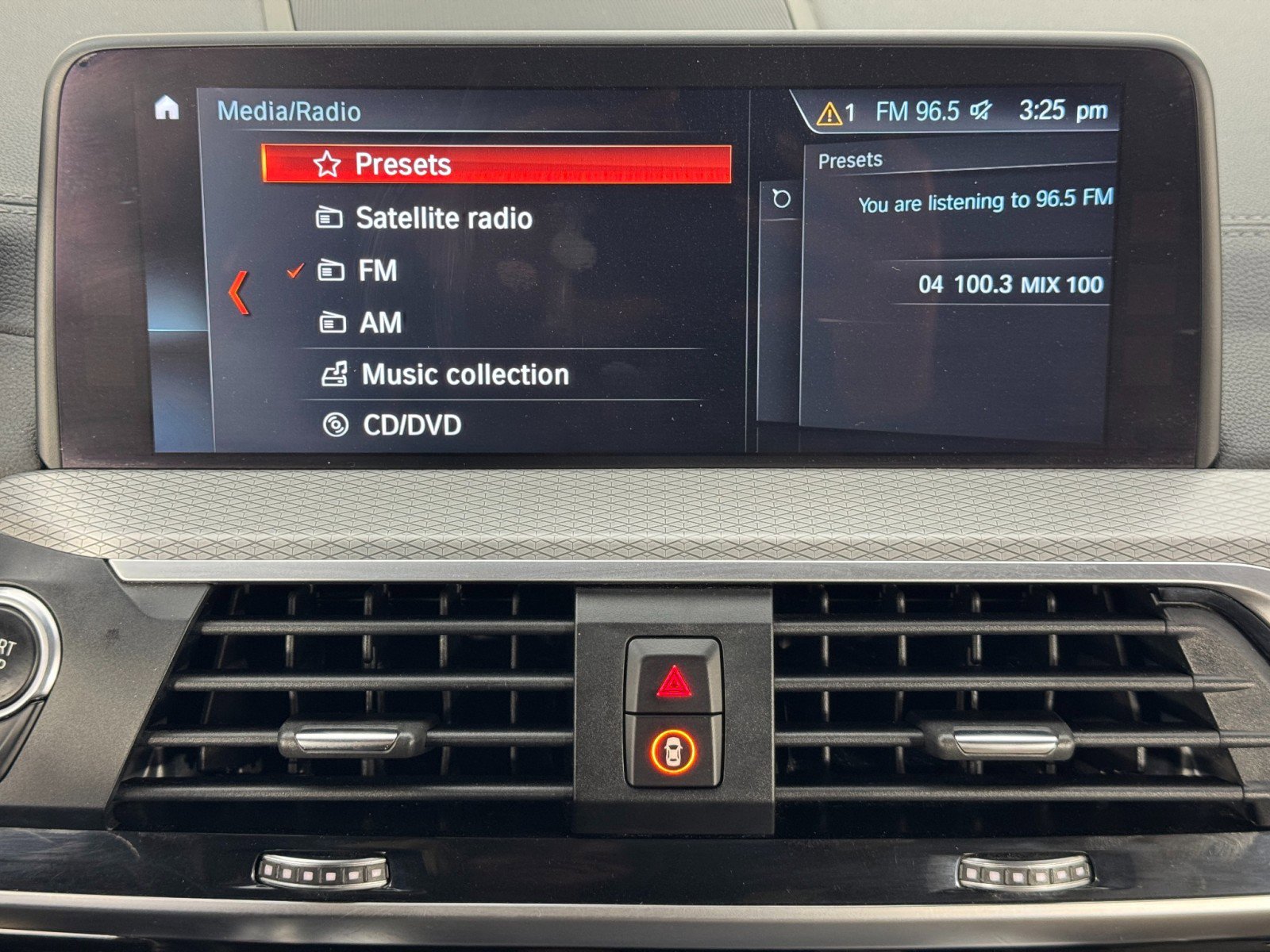 Used 2018 BMW X3 M40i image 26