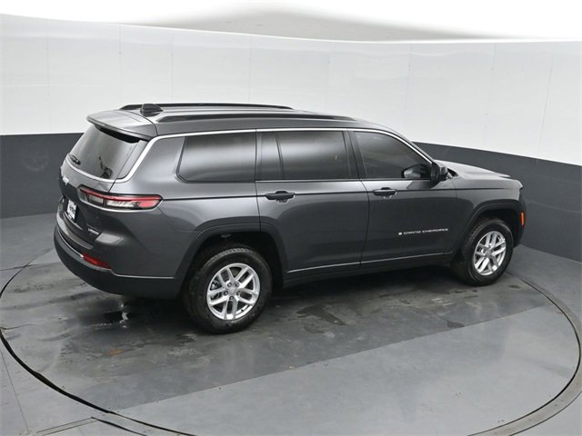 New 2025 Jeep Grand Cherokee L Laredo image 32
