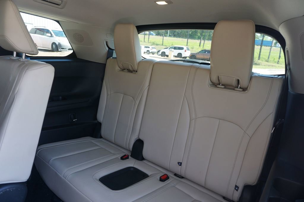 Used 2023 INFINITI QX60 Luxe image 17