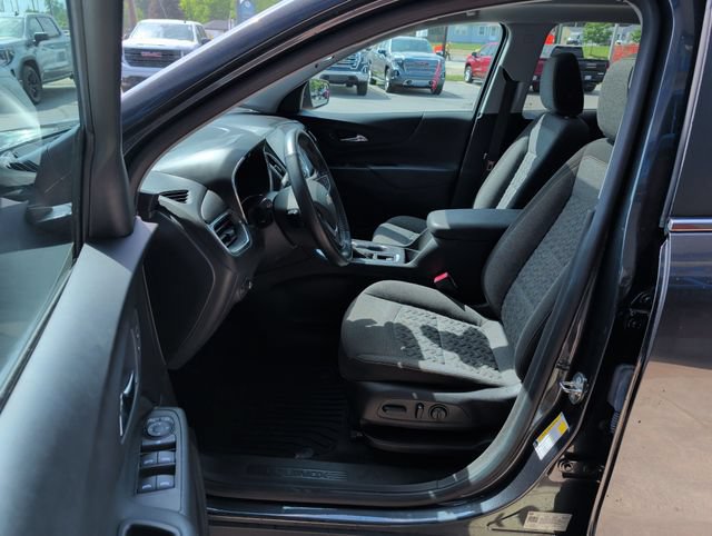 Used 2023 Chevrolet Equinox LT FWD image 11