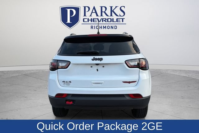 Used 2022 Jeep Compass Trailhawk w/ Trailhawk Elite Group AWD/4WD image 6