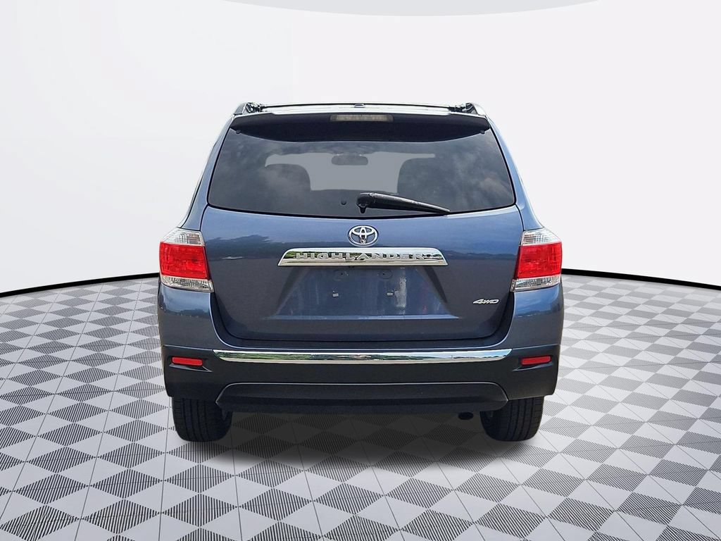 Used 2012 Toyota Highlander Limited w/ Tow Pkg AWD/4WD image 5