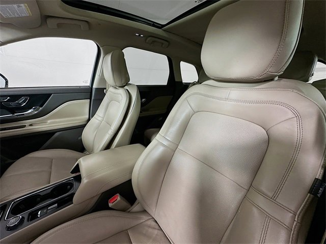 Used 2020 Lincoln Corsair Reserve w/ Equipment Group 201A image 22