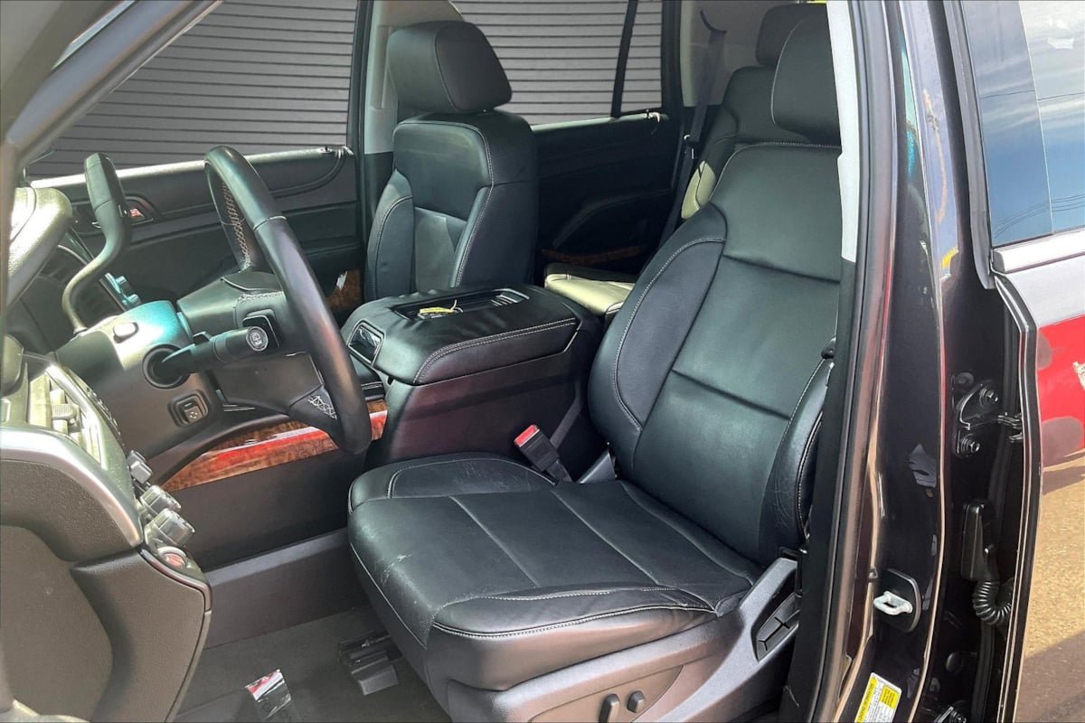 Used 2015 Chevrolet Tahoe LTZ AWD/4WD image 18