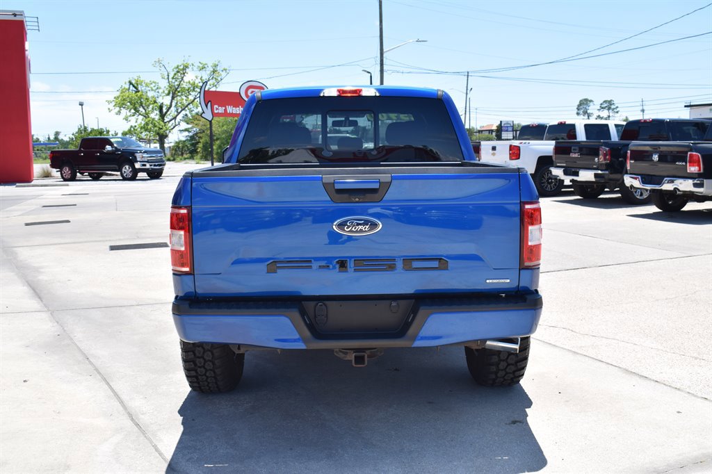 Used 2018 Ford F150 XLT w/ Equipment Group 301A Mid image 4