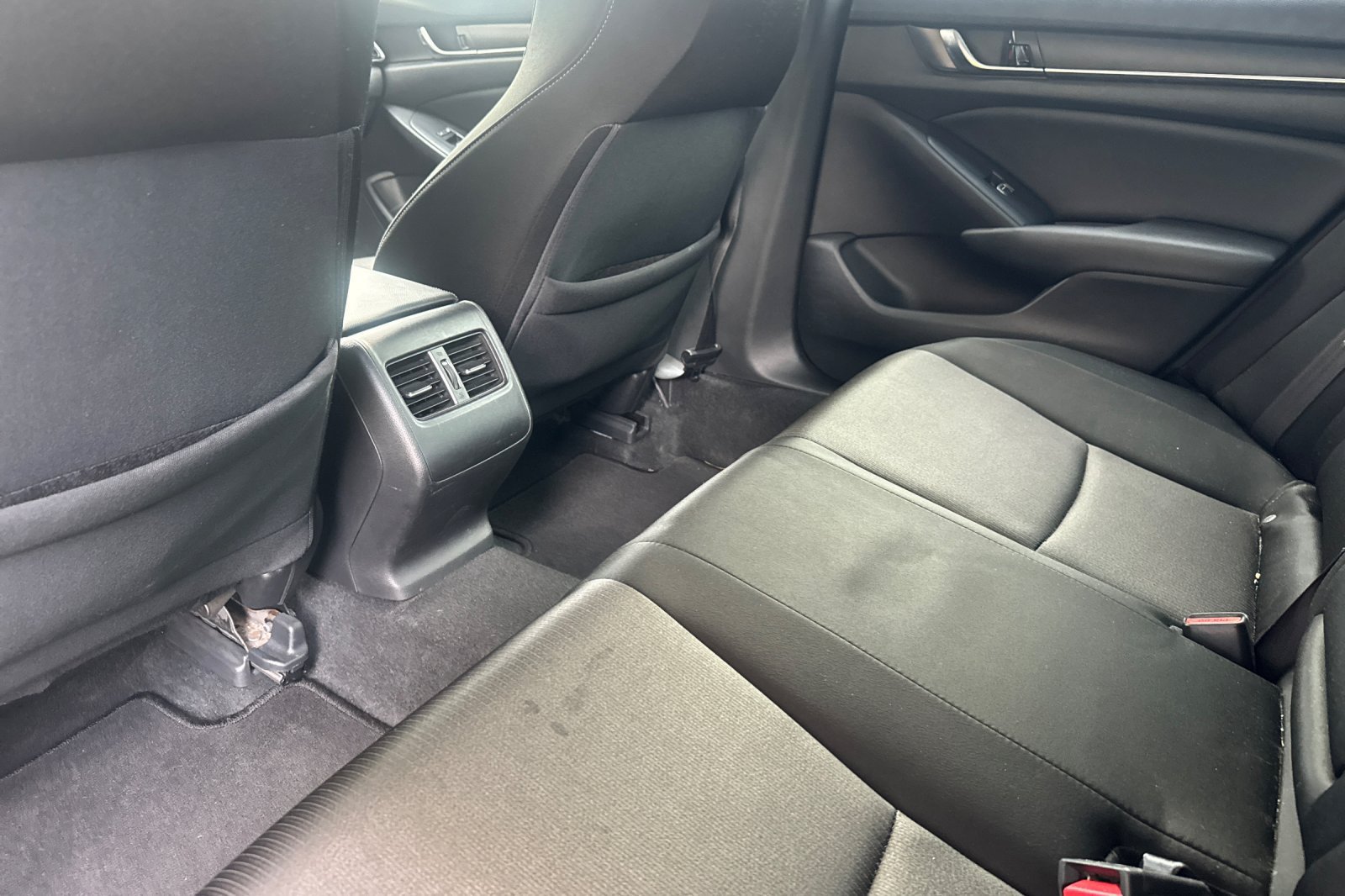 Used 2019 Honda Accord EX image 8