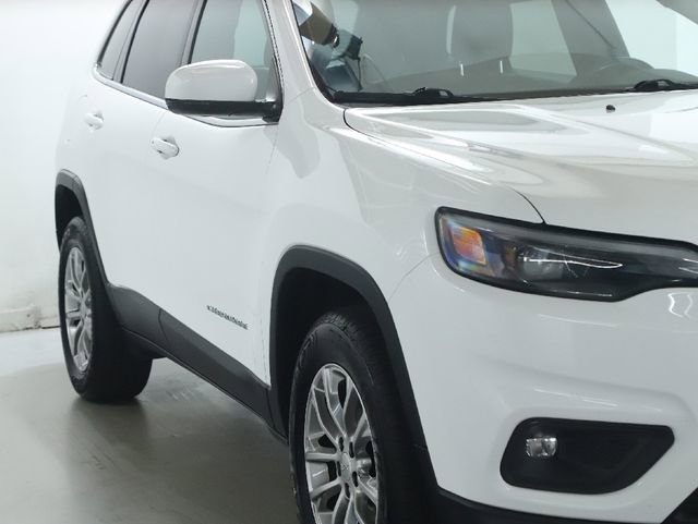 Used 2020 Jeep Cherokee Latitude Plus image 8