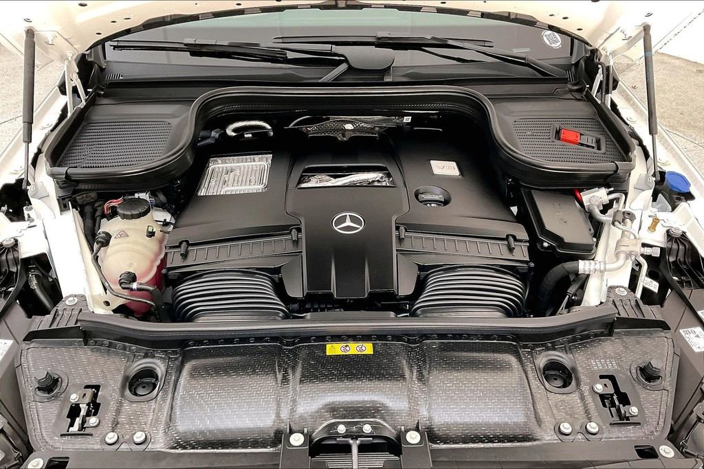 Used 2025 Mercedes-Benz GLE 580 4MATIC image 13
