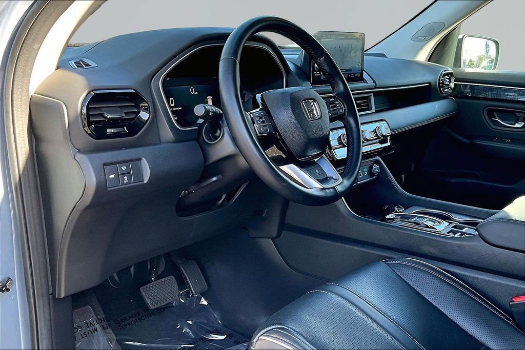 Used 2023 Honda Pilot Elite image 18