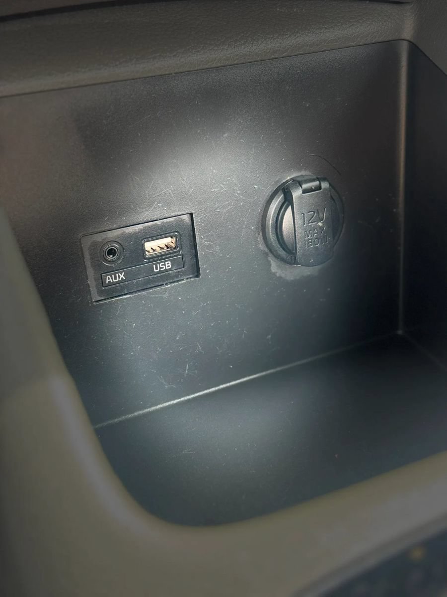 Used 2017 Kia Forte LX FWD image 34