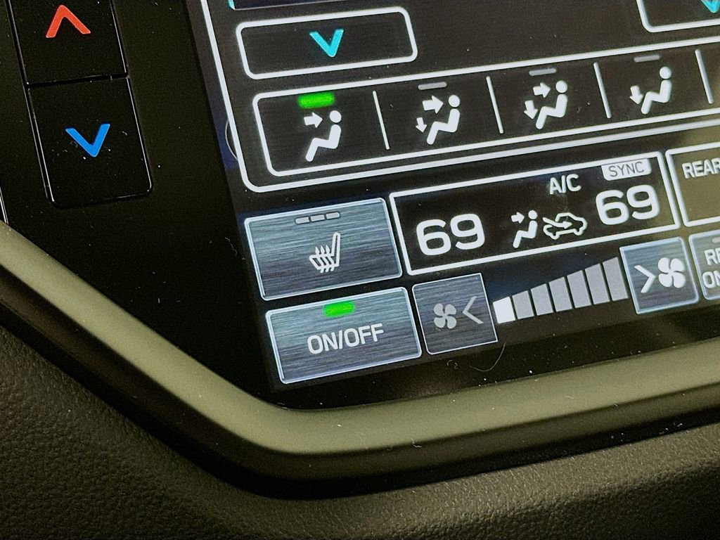 New 2025 Subaru Ascent Onyx Edition image 26