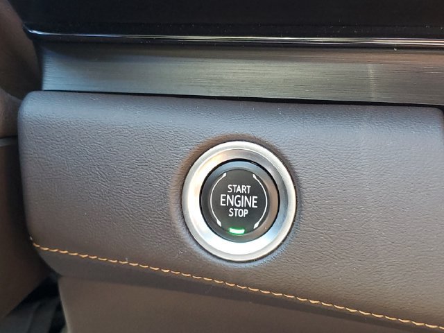Certified 2021 Cadillac Escalade Sport AWD/4WD image 21