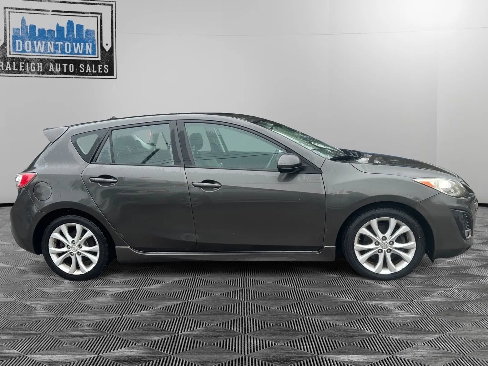 Used 2010 MAZDA MAZDA3 s Grand Touring image 5