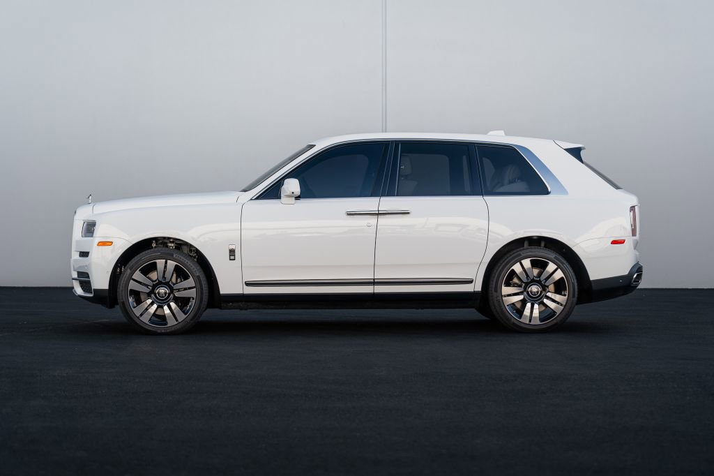 Used 2022 Rolls-Royce Cullinan image 8