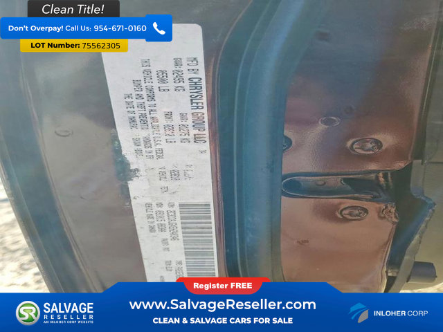 Used 2014 Chrysler 300 C image 17