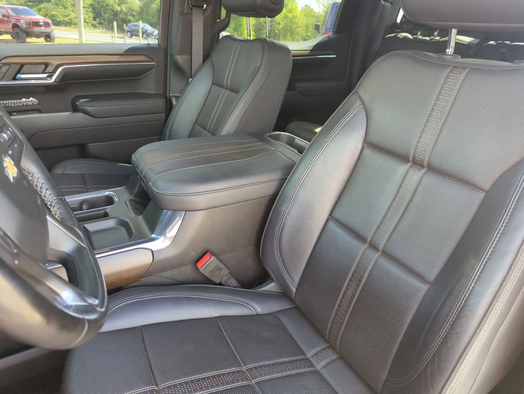 Used 2024 Chevrolet Silverado 1500 High Country w/ Max Trailering Package AWD/4WD image 12