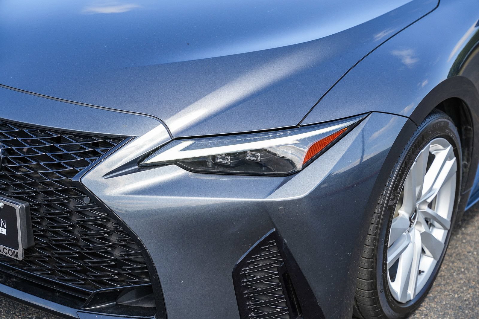 Used 2023 Lexus IS 350 F Sport RWD image 8