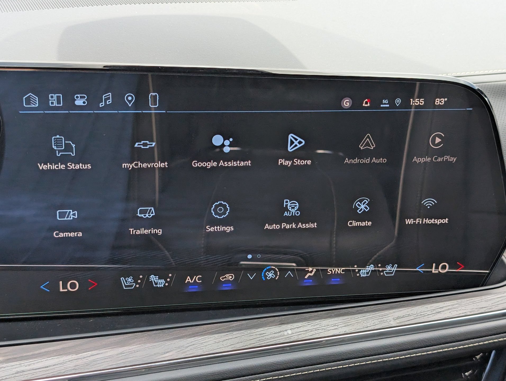 New 2026 Chevrolet Suburban Premier w/ LPO, Get Active Package RWD image 22