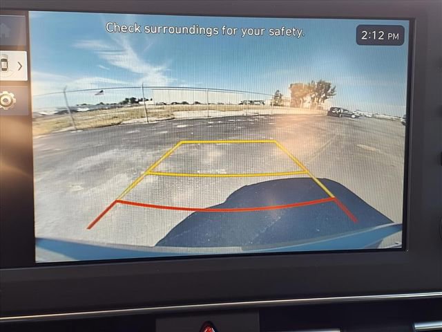 New 2025 Hyundai Elantra SE image 17