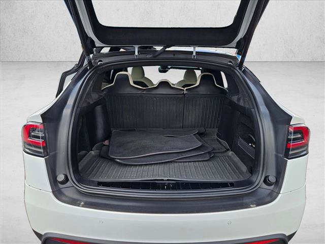 Used 2022 Tesla Model X AWD/4WD image 6