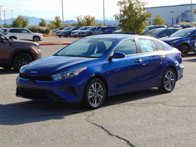 Used 2023 Kia Forte LXS image 8
