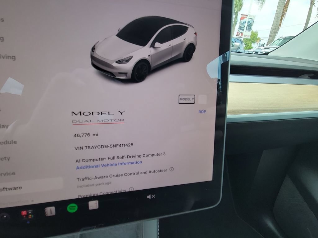 Used 2022 Tesla Model Y Performance AWD/4WD image 12
