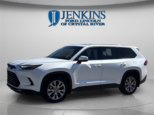 Used 2024 Toyota Grand Highlander Limited image 7