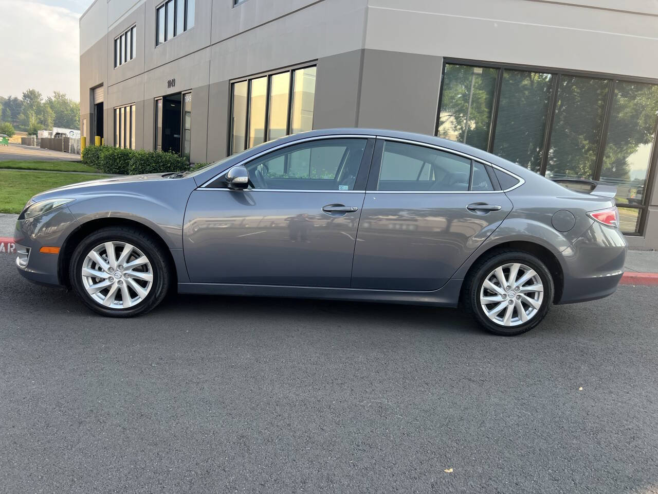 Used 2011 MAZDA MAZDA6 i Touring Plus FWD image 6
