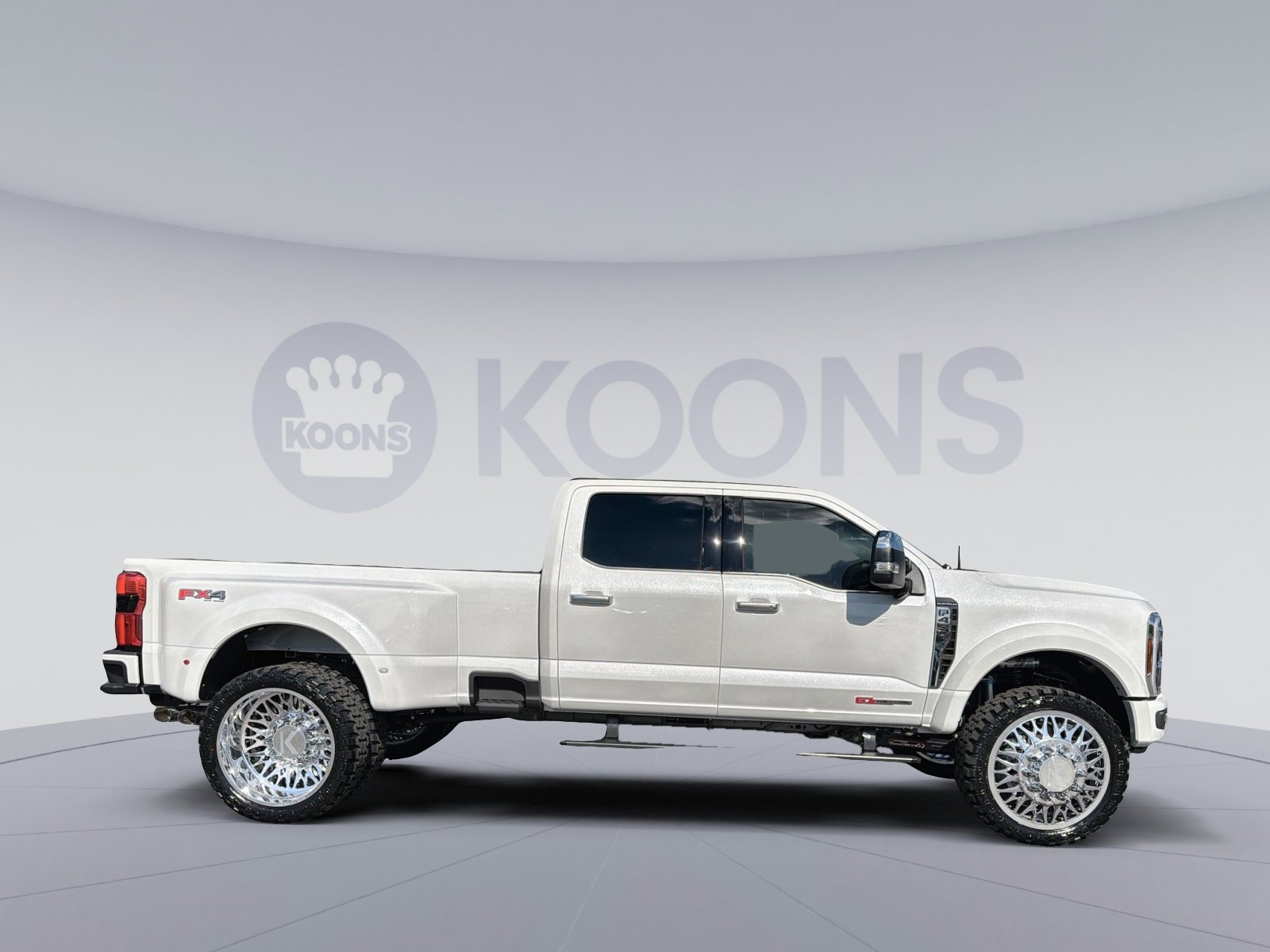 New 2026 Ford F450 Platinum w/ Platinum Plus Package image 8