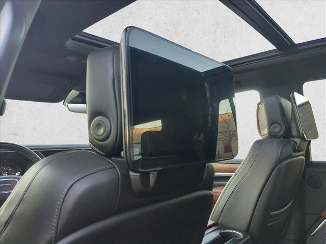 Used 2024 GMC Yukon Denali Ultimate image 18