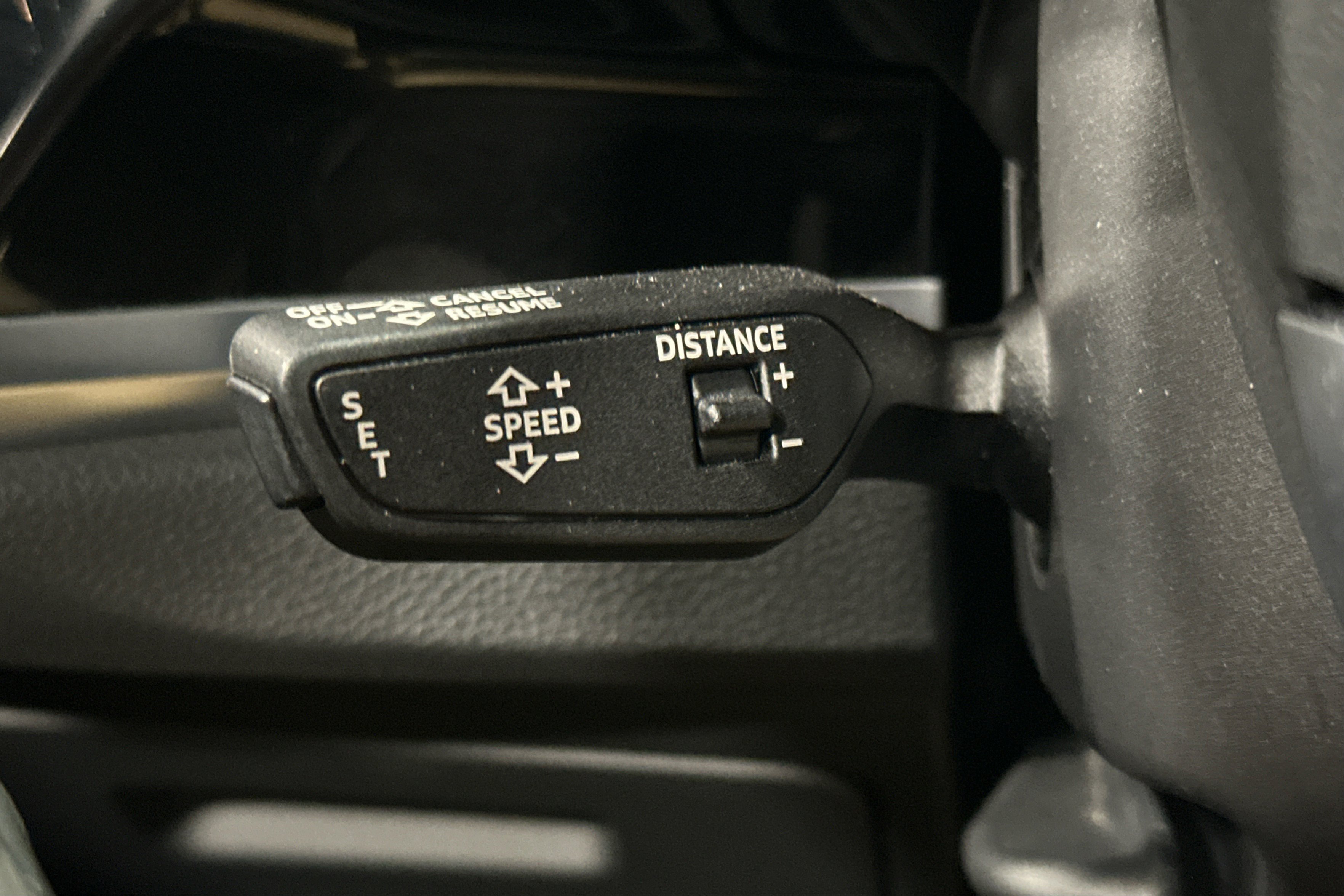 Used 2025 Audi Q3 2.0T Premium image 23