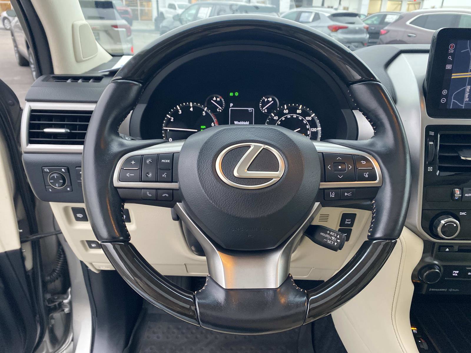 Used 2022 Lexus GX 460 Premium image 17