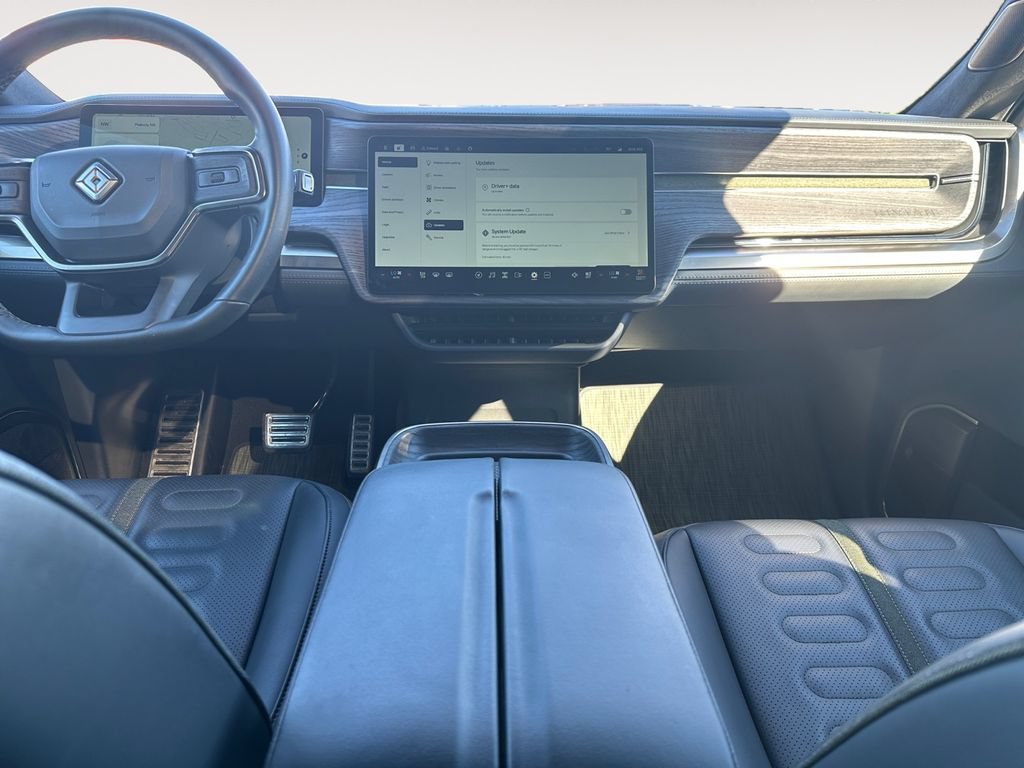 Used 2023 Rivian R1S Adventure AWD/4WD image 11