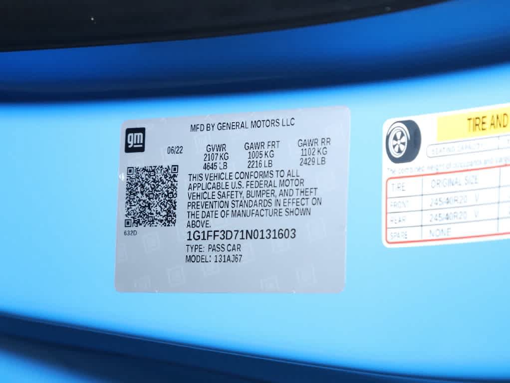 Used 2022 Chevrolet Camaro LT RWD image 20