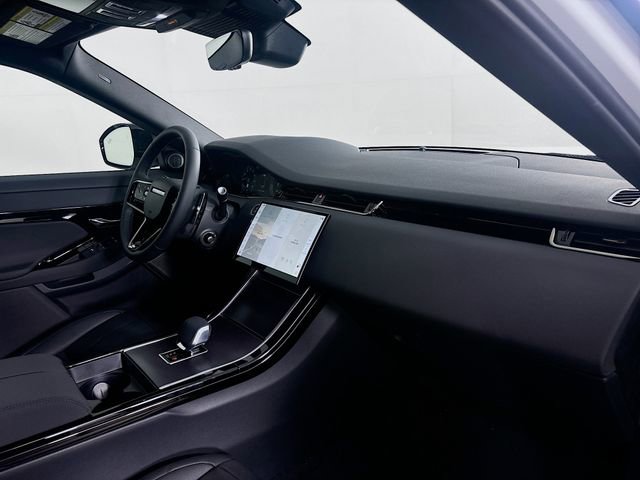 Used 2026 Land Rover Range Rover Evoque Dynamic SE AWD/4WD image 28