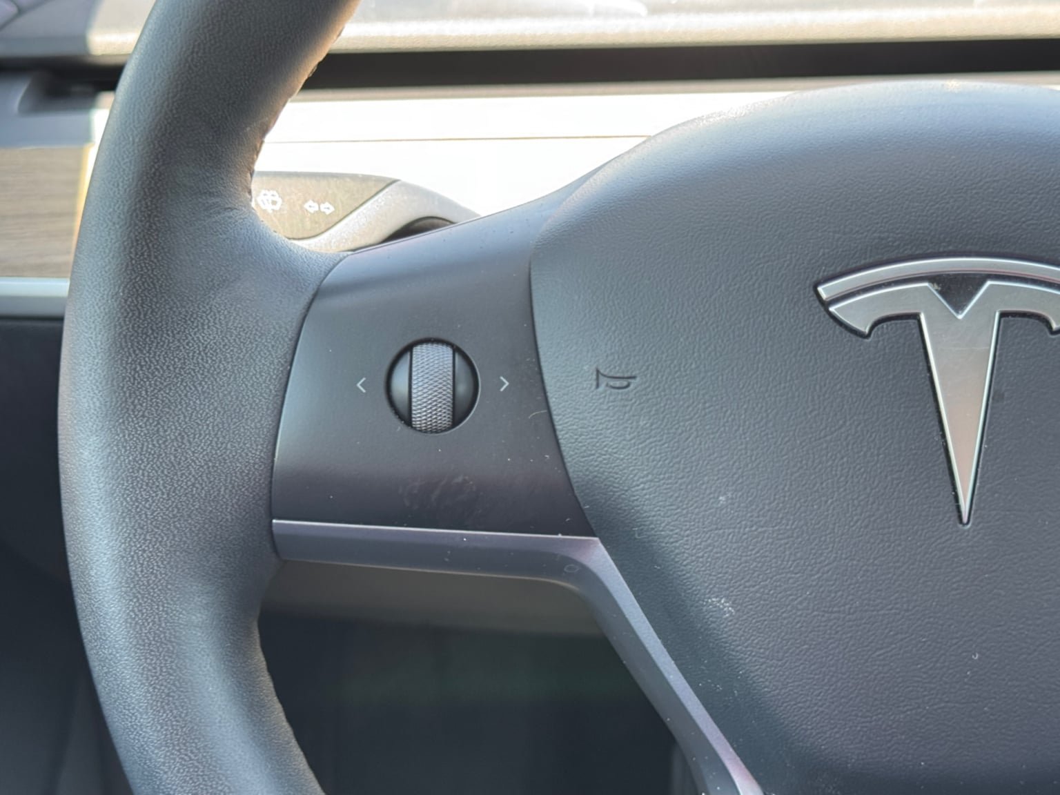 Used 2022 Tesla Model 3 Long Range AWD/4WD image 23