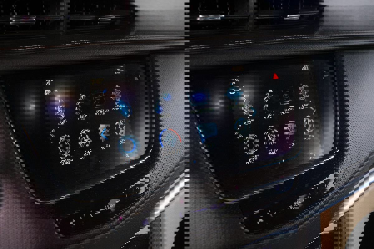 Used 2019 Cadillac XT5 FWD image 22