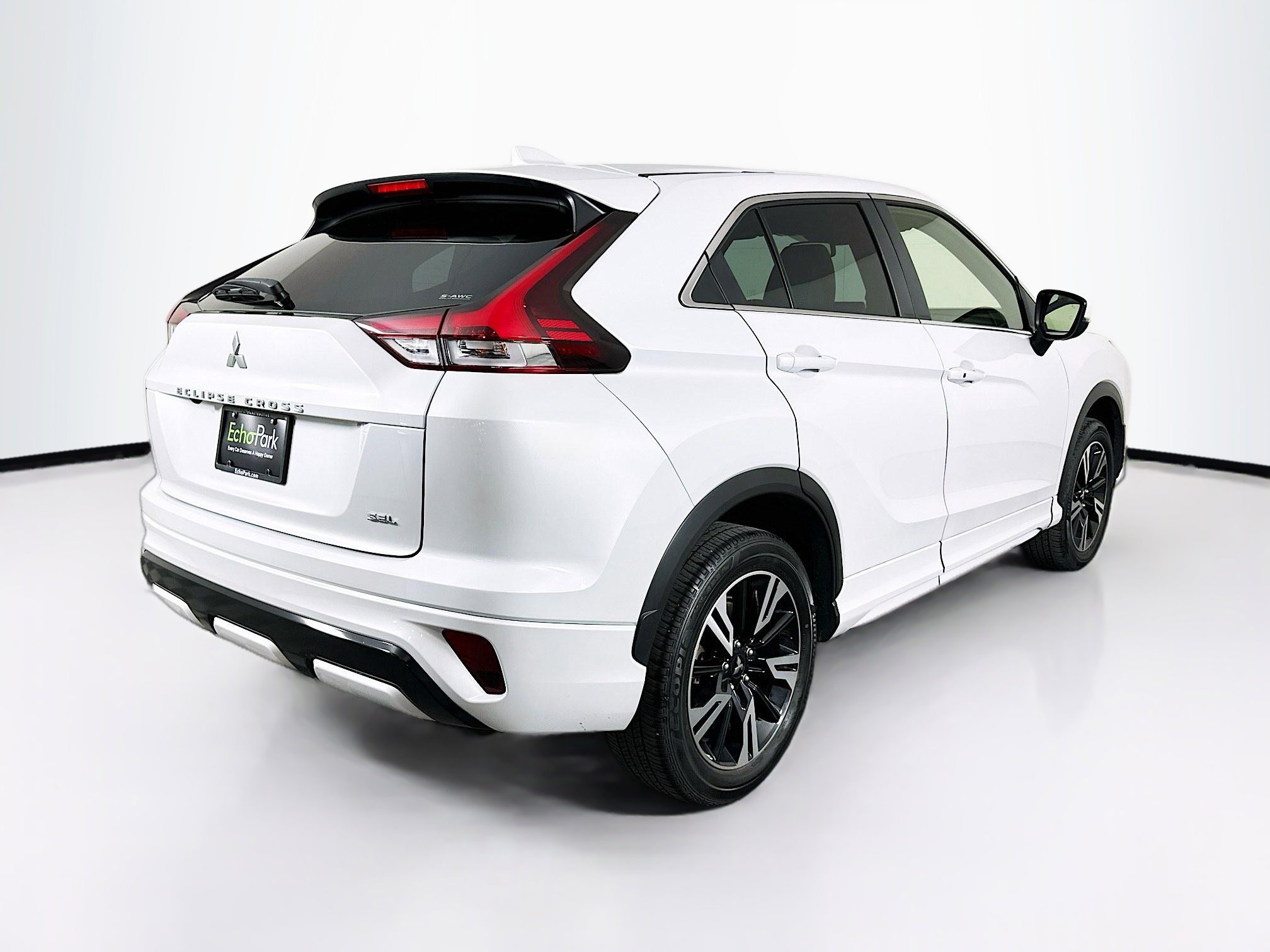 Used 2024 Mitsubishi Eclipse Cross SEL AWD/4WD image 9
