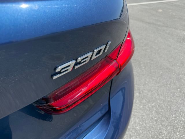 Used 2022 BMW 330i Sedan w/ Driving Assistance Package RWD image 35