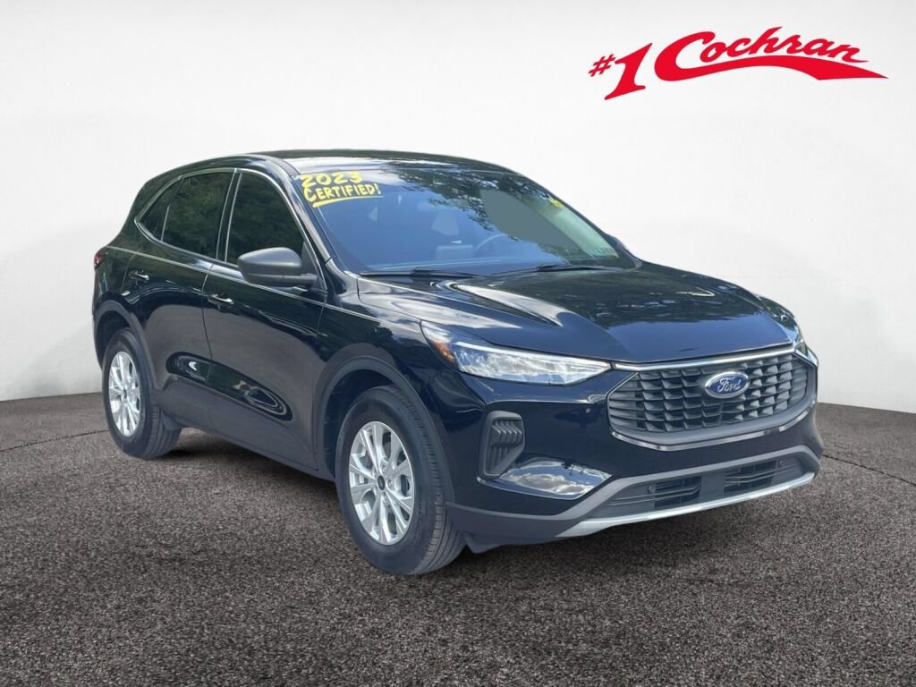 Used 2023 Ford Escape Active AWD/4WD image 1