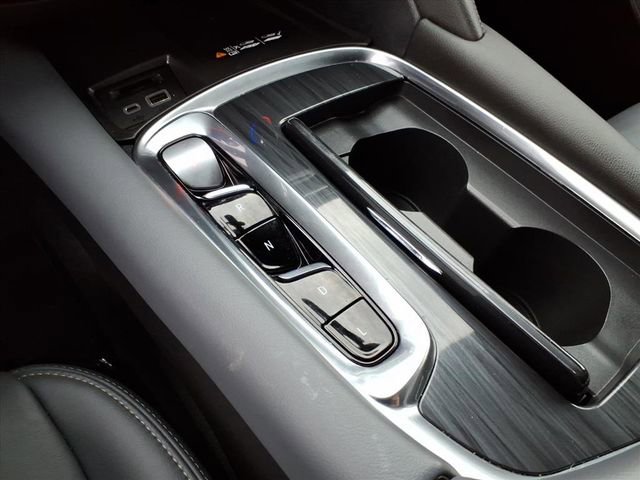 Used 2024 Buick Enclave Essence w/ Sport Touring Edition FWD image 33