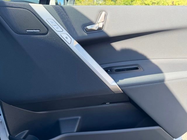 Certified 2025 BMW iX xDrive50 image 26